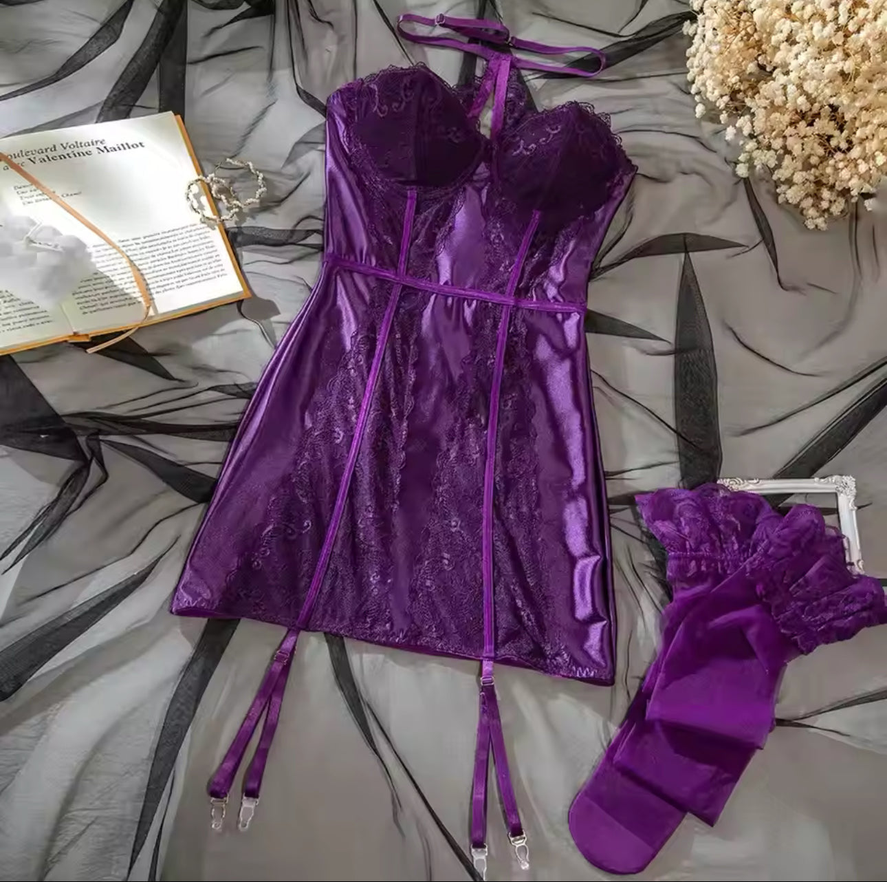 Megan™ | Babydoll i Satin med blonde-detaljer