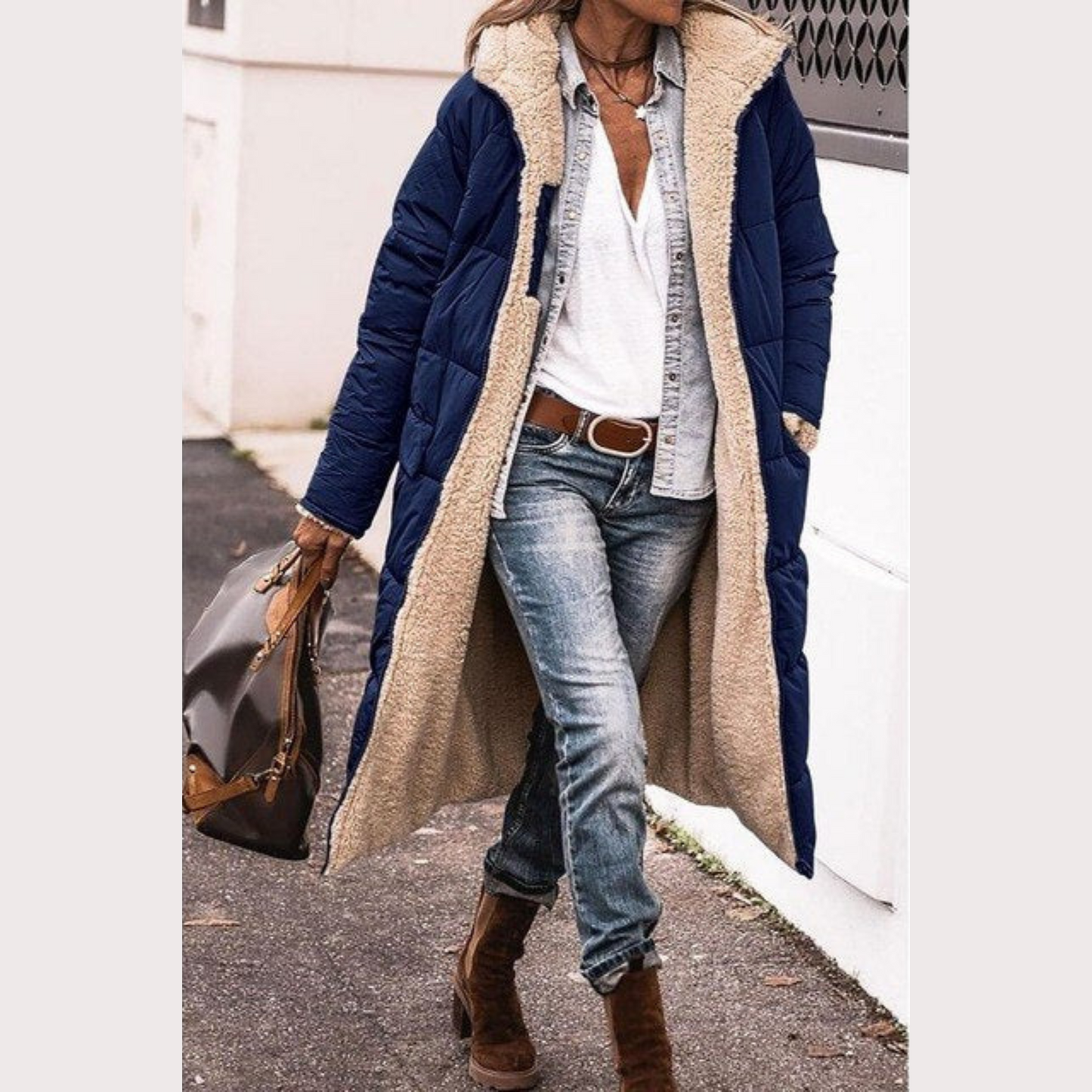 Amelia | Elegant Vendbar Frakke til Kvinder