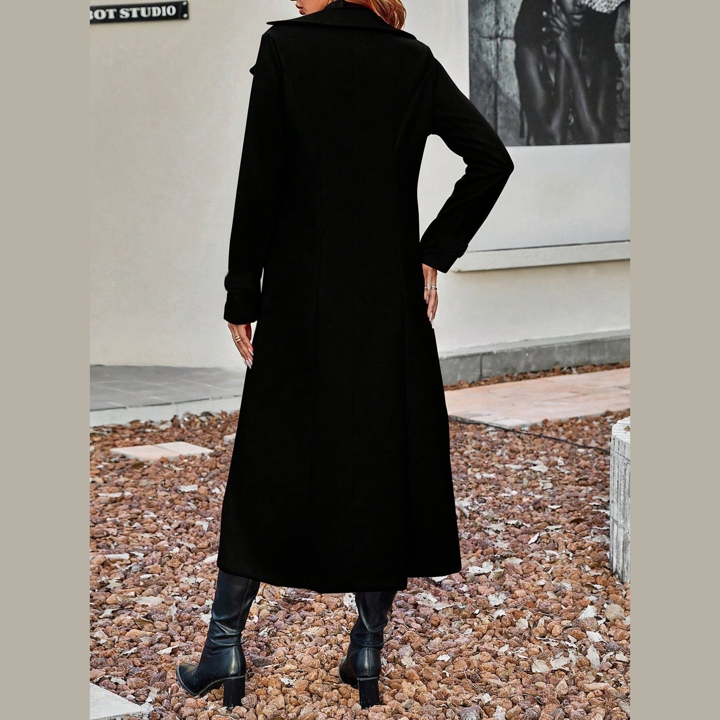 Adriana™ | Tidløs dobbeltknappet vinterfrakke