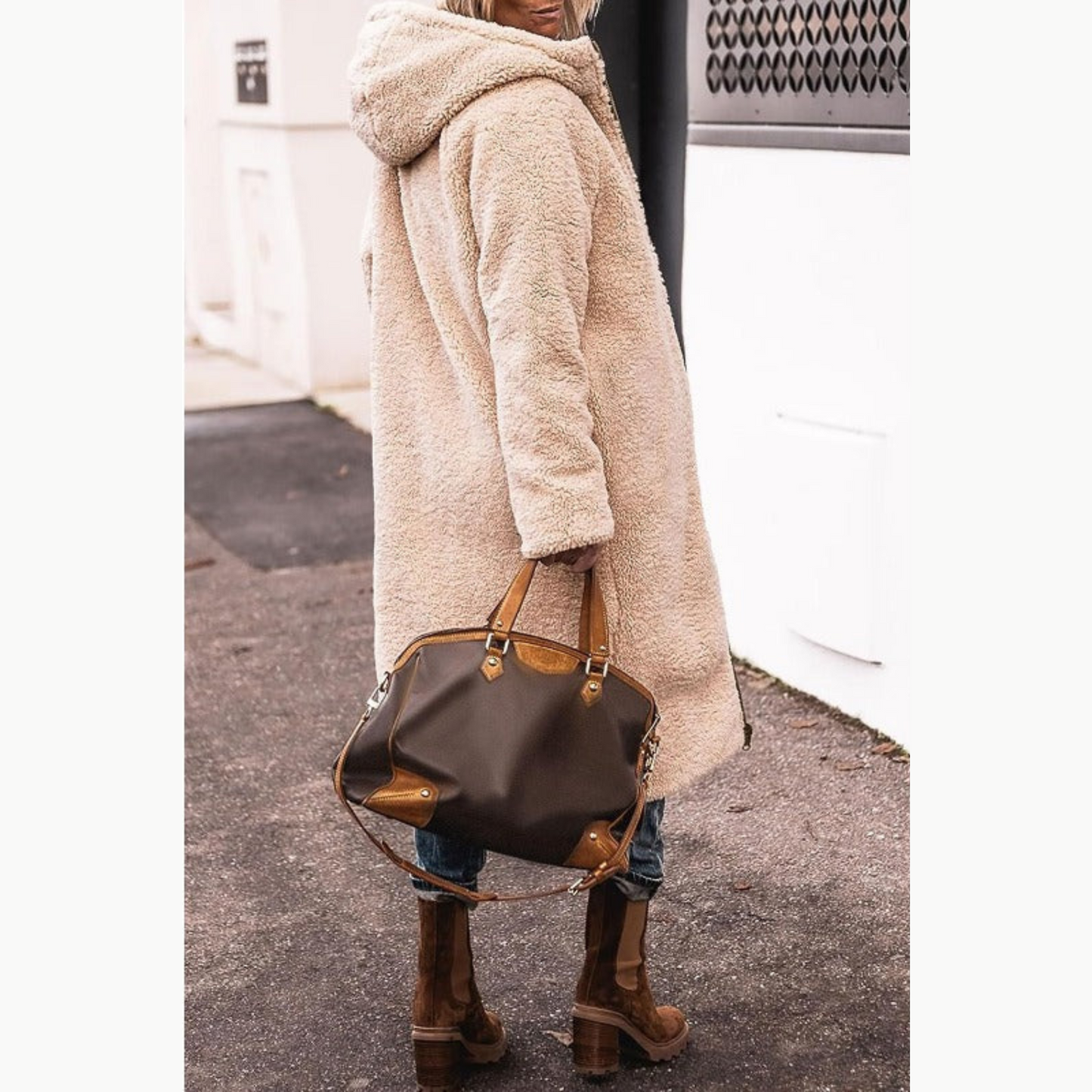 Amelia | Elegant Vendbar Frakke til Kvinder