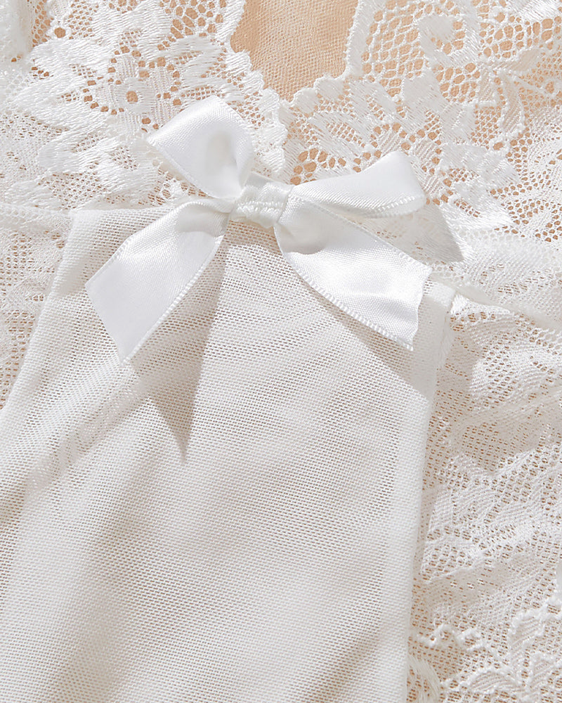 Julia™ | Sensuel blondekjole i blondestof med dybt V-hals og G-streng